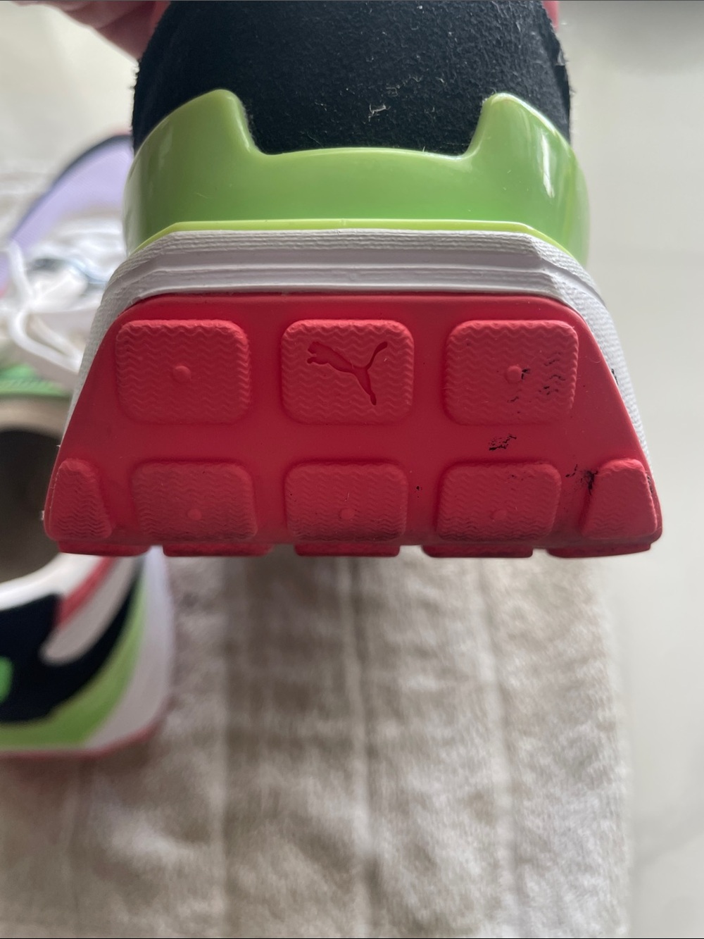 Puma Cruise Rider sneakers. - Picture 9 of 10